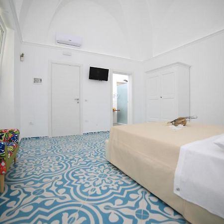 White Aurora Rooms Porto Cesareo Zewnętrze zdjęcie