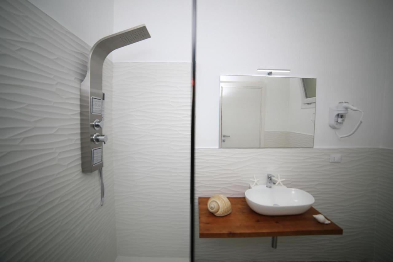 White Aurora Rooms Porto Cesareo Zewnętrze zdjęcie